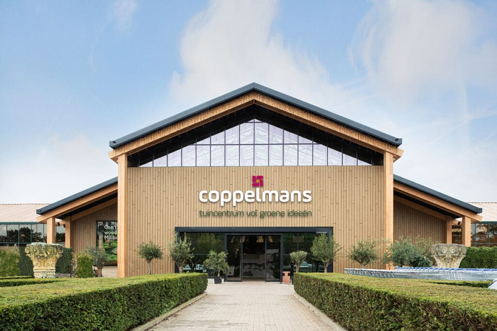 Tuincentrum Coppelmans kiest voor duurzame gevelbekleding