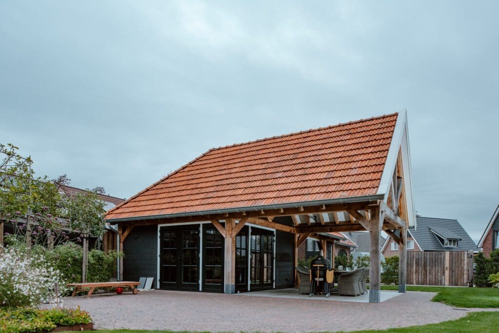 Stijlvol in zwart | Tholin bouwproducten